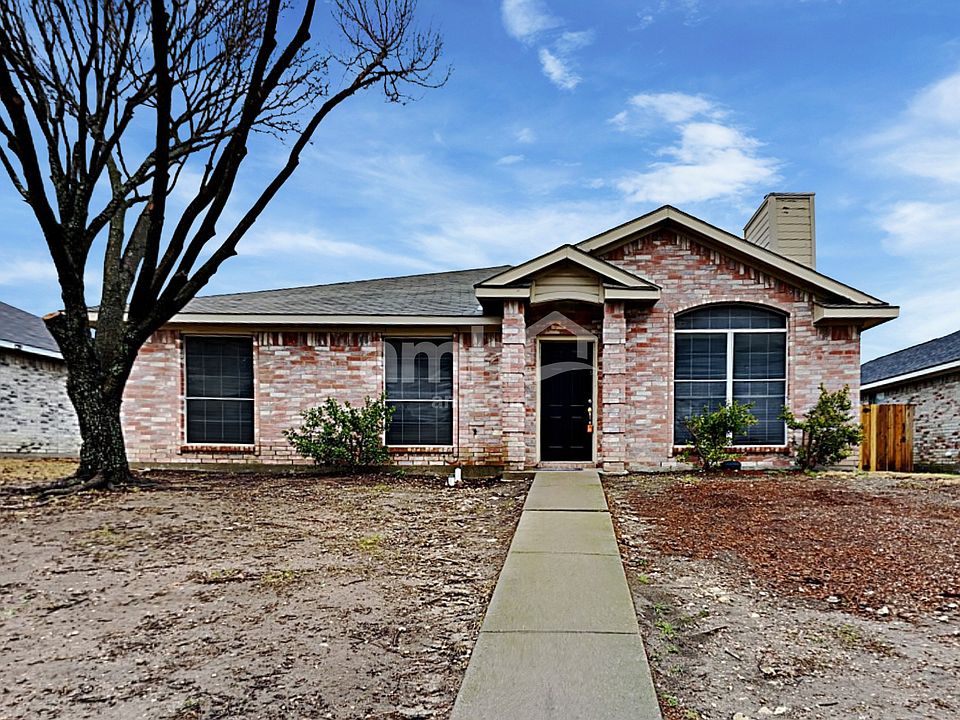 1st image of 234 Birchwood Ln