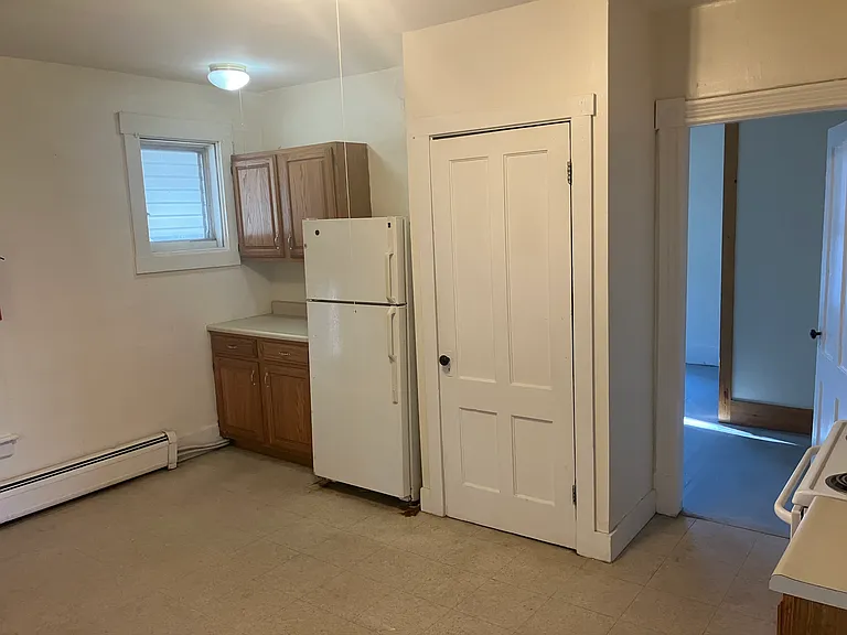 11 Pleasant St #4 — Photo 9