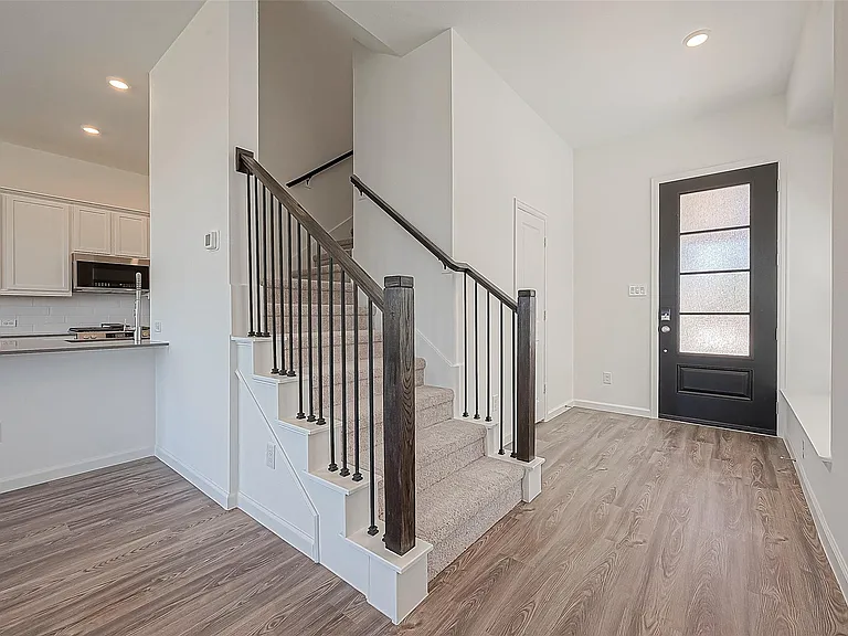 5554 Amber Brook Ln — Photo 5