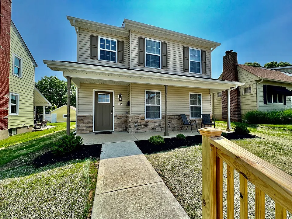 430 Ridgelawn Ave