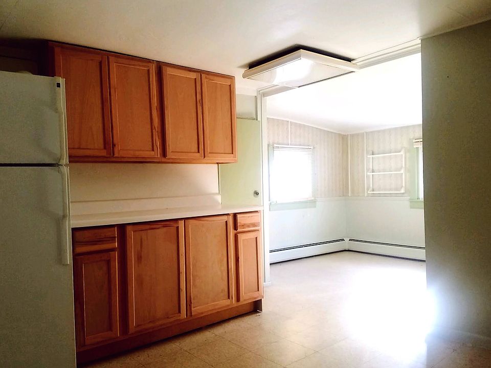 1st image of 214 Susquehanna St APT 3