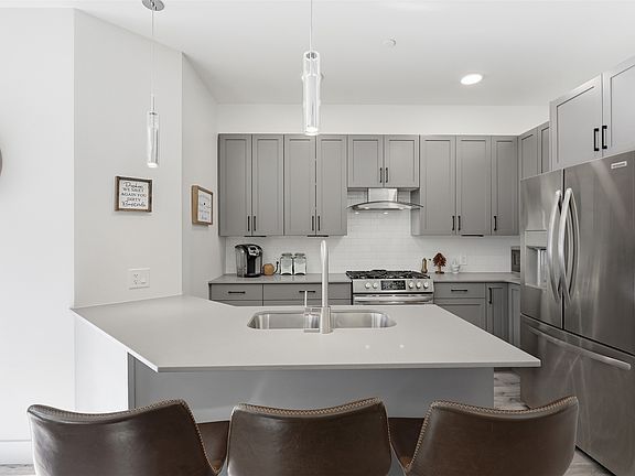 3rd image of 651 Dunes Dr #204