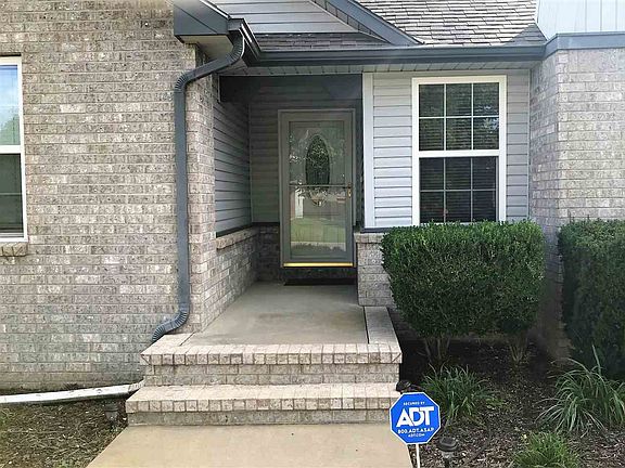 3rd image of 1101 E 7th St