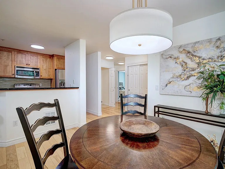 18501 SE Newport Way #J238 — Photo 9