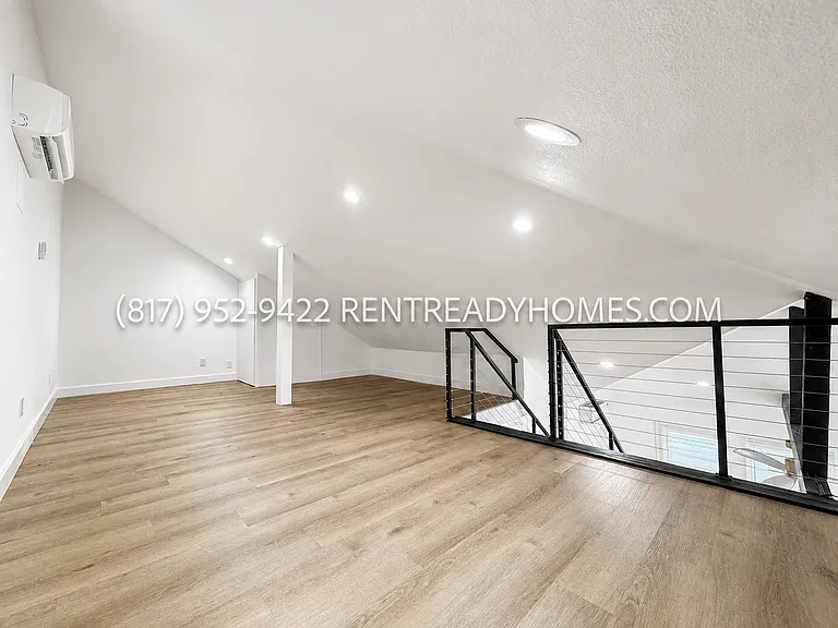 104 S. Windomere Ave. — Photo 9