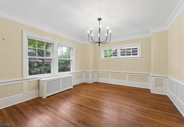 190 Fernwood Ave — Photo 4