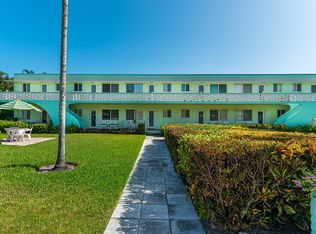 1006 Casuarina Rd APT 5, Delray Beach, FL 33483