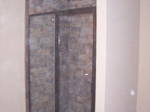 5th image of 7646 Pfizer Dr #995