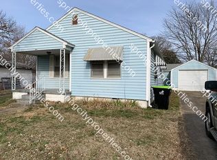 119 W Pine St, El Dorado Springs, MO 64744