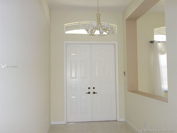 5th image of 2482 Quail Roost Dr