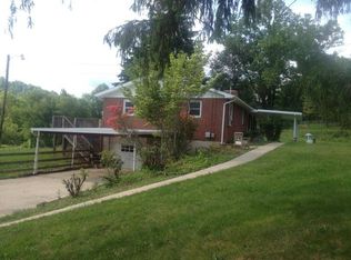 40 Reynolds Dr, Canton, NC 28716