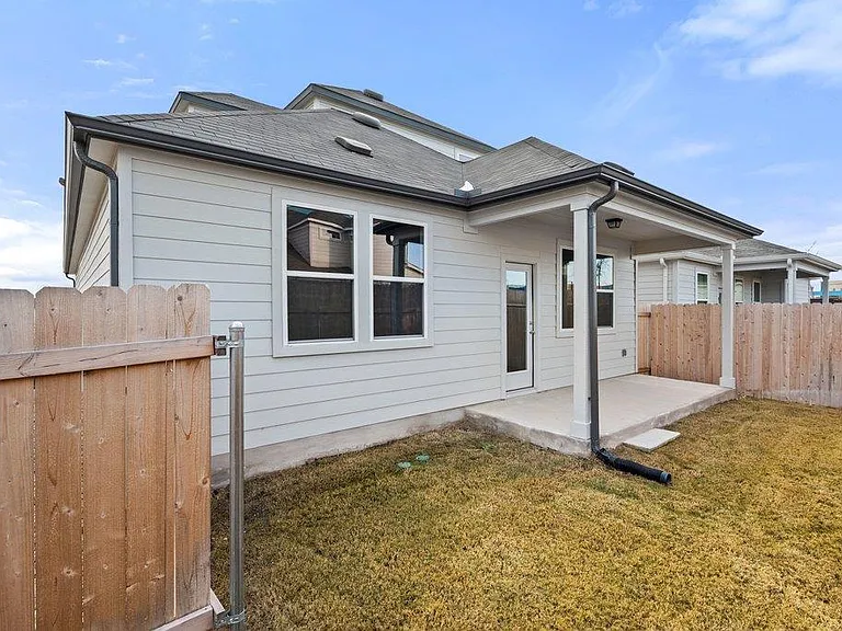 2310 Castillo Dr #71 — Photo 23