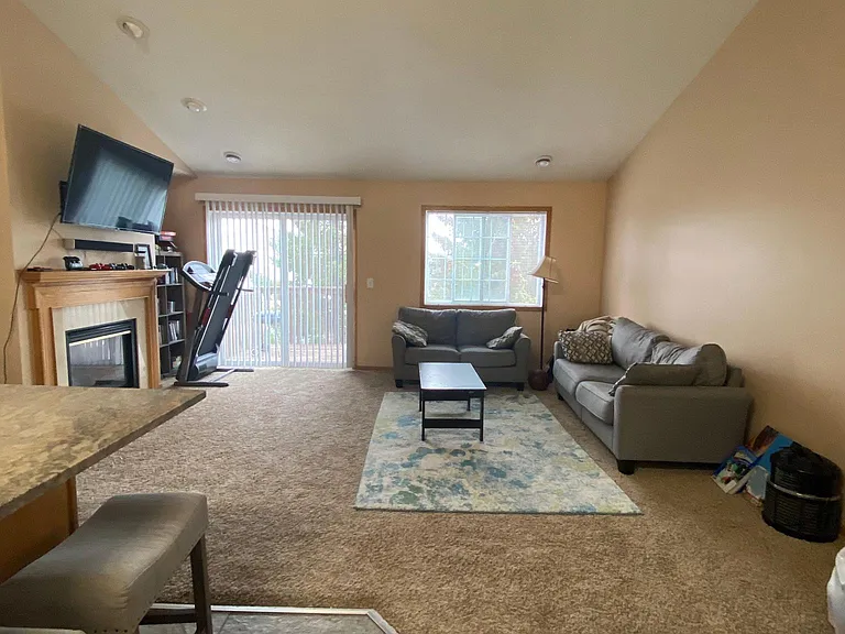 15300 Flower Way — Photo 10