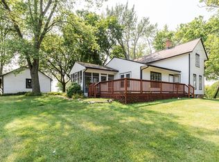 17665 W Casey Rd, Libertyville, IL 60048