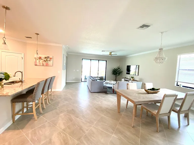 19616 Beechcrest Pl — Photo 8