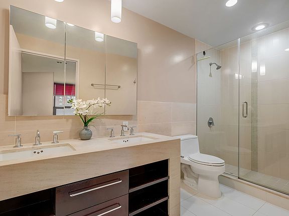 3rd image of 5-09 48th Ave #4Q