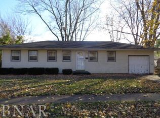 110 Conley Cir, Bloomington, IL 61701