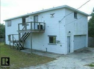 7925 Folkstone St, Weeki Wachee, FL 34613