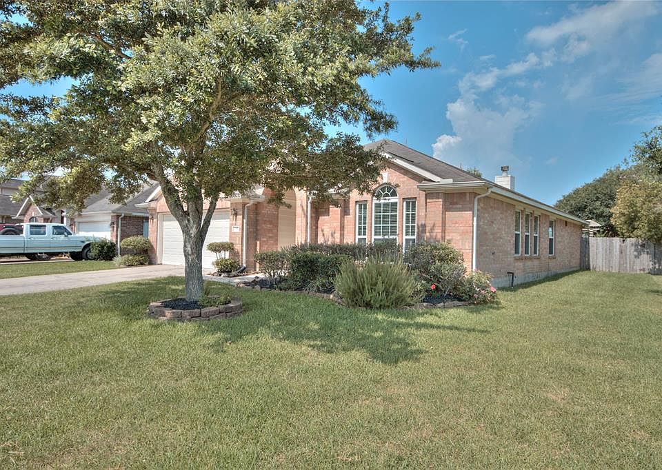 1st image of 2102 Rain Lily Ct
