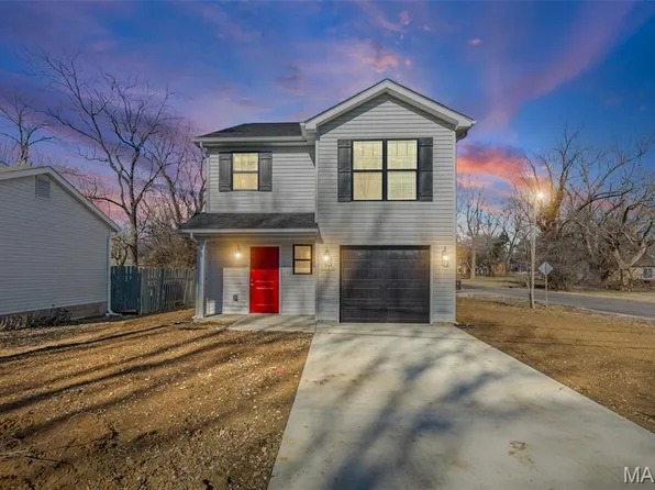 1715 Scheel St, Belleville, IL 62221