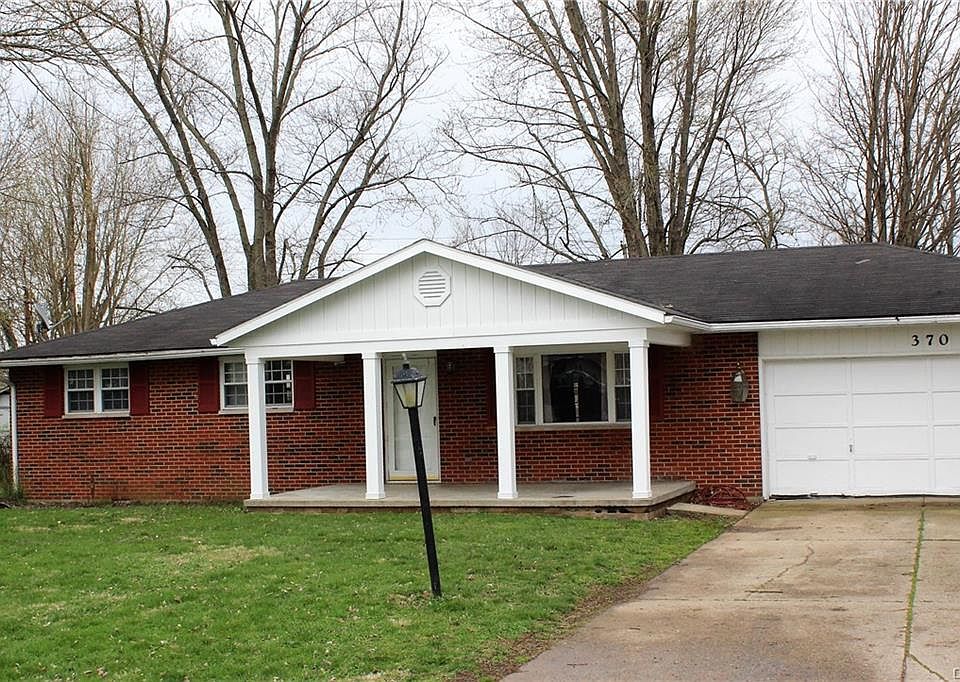 1st image of 370 Robert Simmons Dr