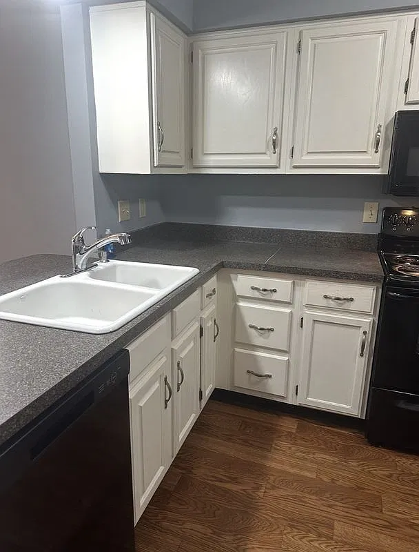 4 bed, 3.0 bath, 1344 sqft, $1,850 — Photo 3