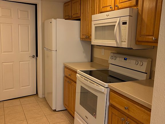 4th image of 10075 Gate Pkwy N APT 307