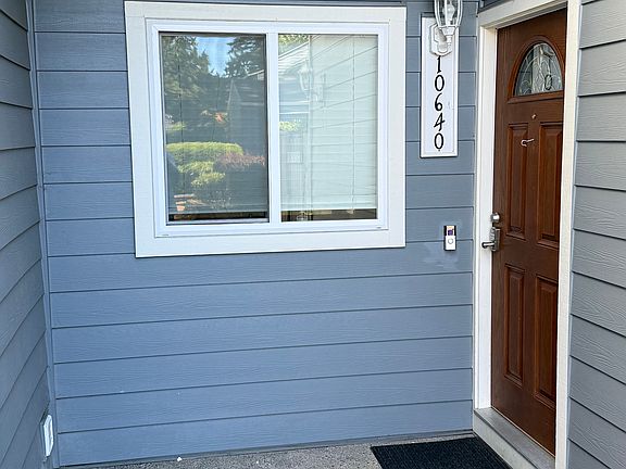 3rd image of 10640 SW Del Monte Dr