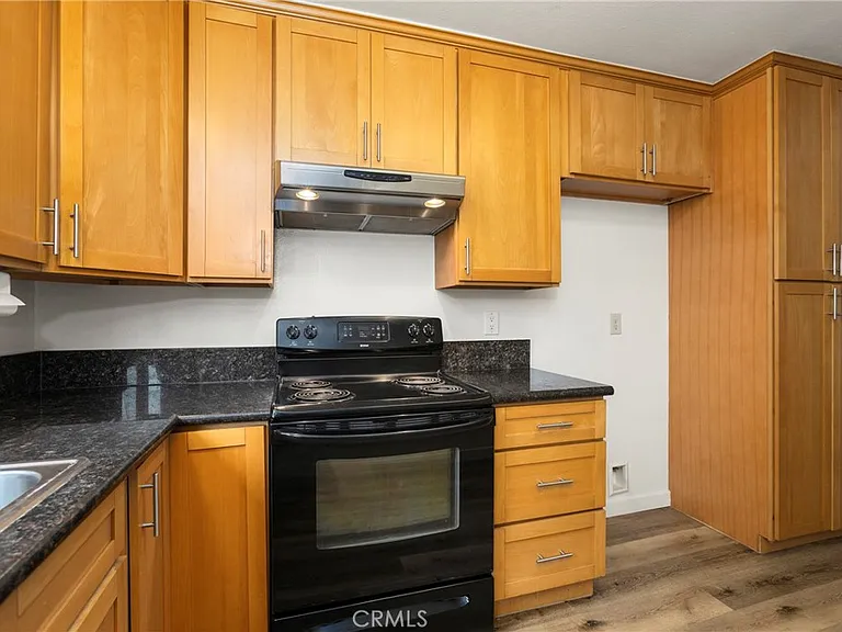 5461 E Candlewood Cir #B — Photo 2