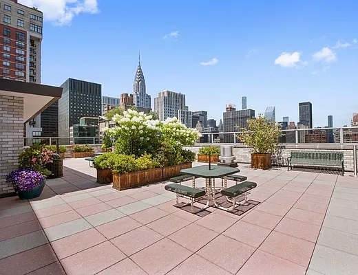 Sold by The Bamberger Group | media 30