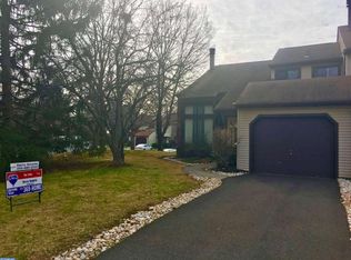 115 Windham Ct, Newtown, PA 18940
