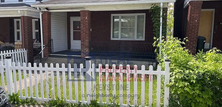 408 Alice St — Photo 19