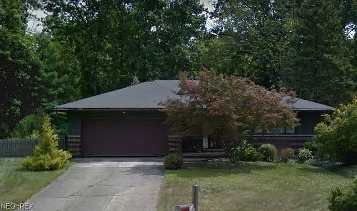 1181 Teakwood Ln photo 1