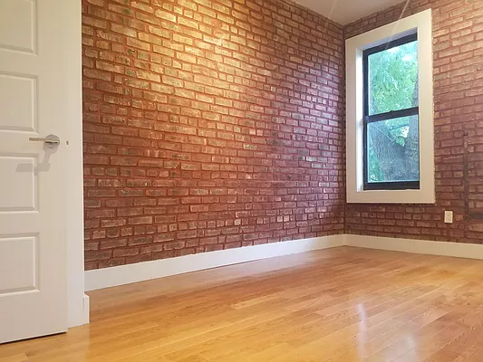 Rented by The Hamilton Group | media 14