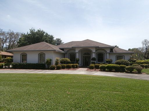 1st image of 107 Fairway Dr