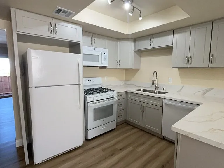2753 Kline Cir #3 — Photo 3