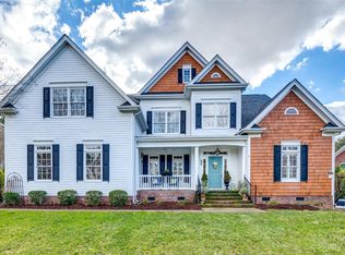 729 Fairway Point Dr, Tega Cay, SC 29708