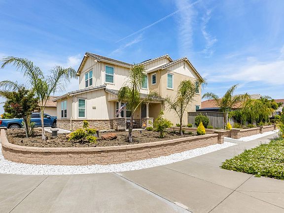 3rd image of 2221 Millsap Ct