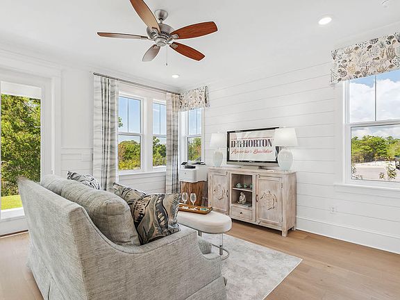 7th image of this home