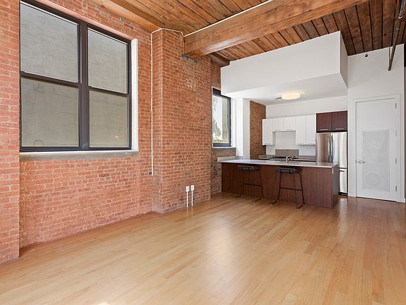 4th image of 390 Wythe Ave APT 2F