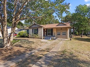 82 Vaughn Dr, Denison, TX 75020