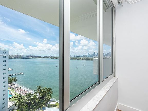 5th image of 1200 West Ave Penthouse 31