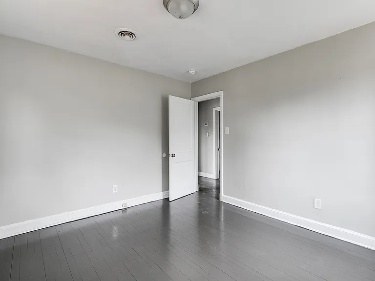 4603 Chipoax Ave — Photo 9