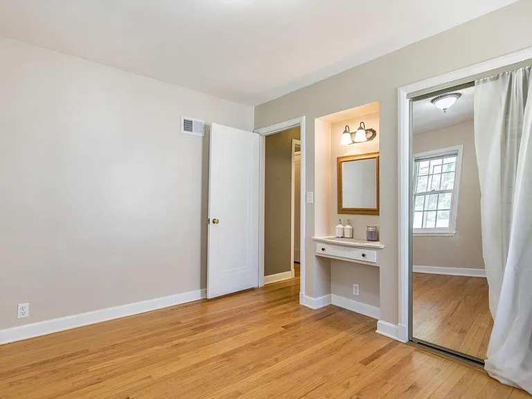 3775 J St — Photo 2
