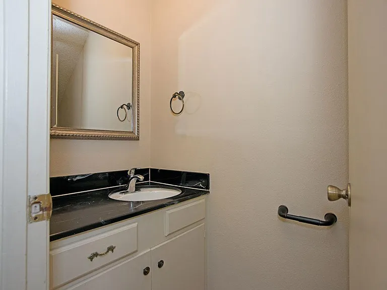 114 E Amherst Dr #A — Photo 6