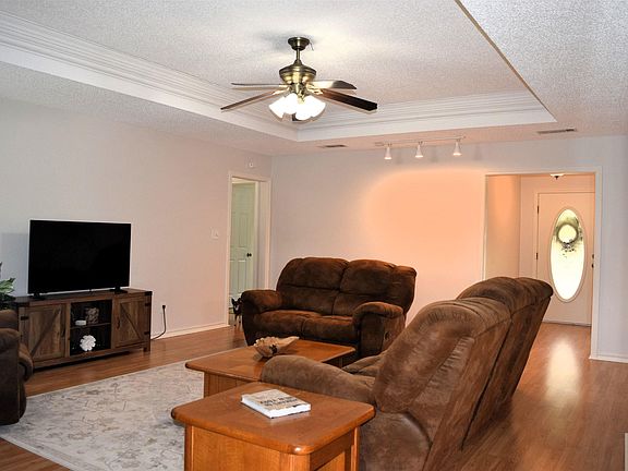 4th image of 4105 Concord Pl