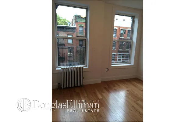 Rented by Douglas Elliman | media 26