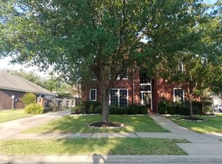 8702 Light Fall Cir, Houston, TX 77095