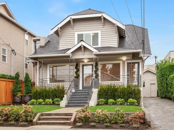 816 N 43rd St #3, Seattle, WA 98103