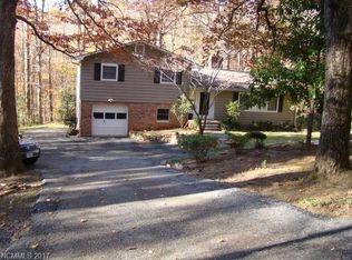 617 Carolina Dr, Tryon, NC 28782
